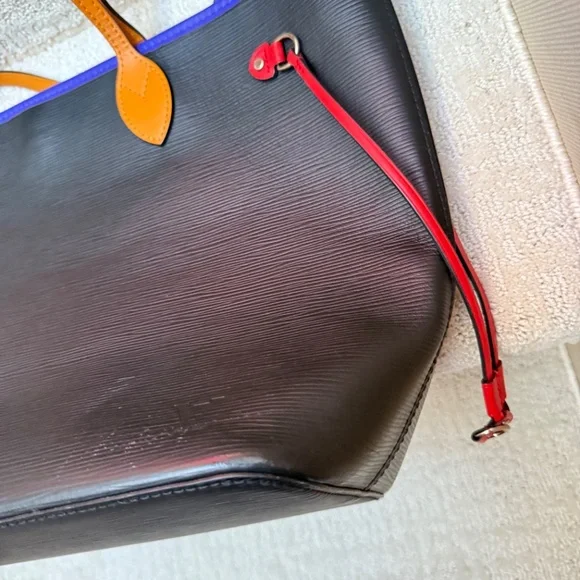 Louis Vuitton Neverfull in EPI Leather Tri colour Noir Figue Safran - Picture 5 of 9